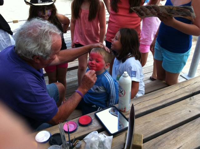 Proche du bassin d'Arcachon, une séance de maquillage enfants dans notre camping de Arès